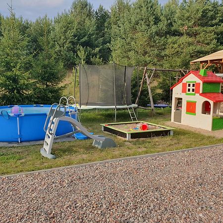 Domek Na Wsi U Wiktora Mikołajki المظهر الخارجي الصورة