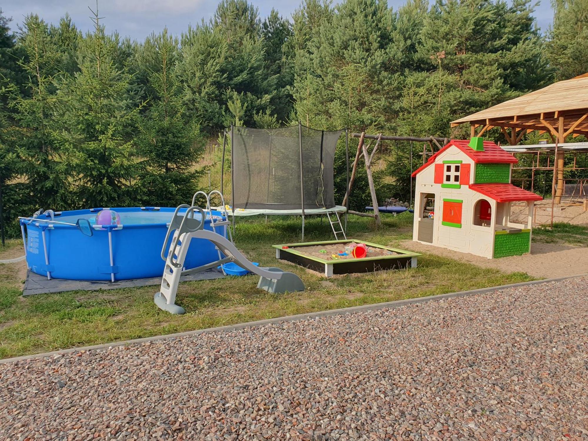 Domek Na Wsi U Wiktora Mikołajki المظهر الخارجي الصورة